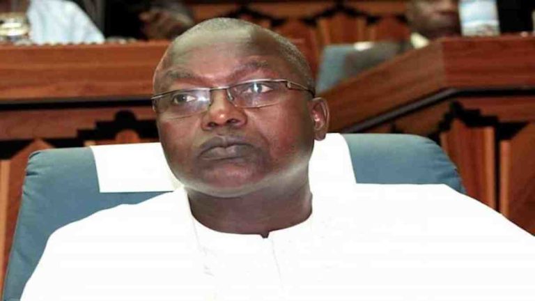 Sangalkam : Le maire Oumar Guèye accusé de torpiller un projet de 15 milliards