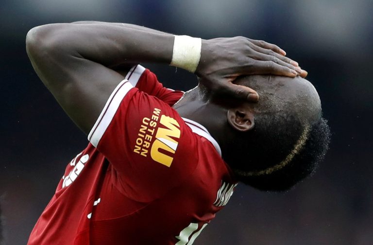 Coronavirus : le titre de champion pourrait échapper à Liverpool de Sadio Mané