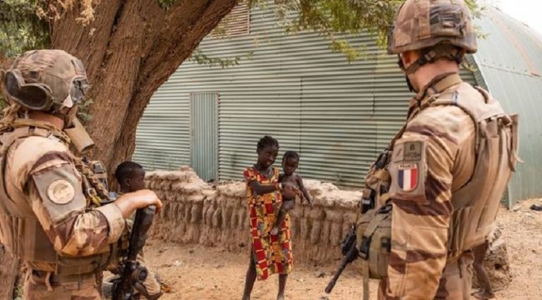 Mali : La France suspend ses opérations militaires conjointes avec les forces maliennes