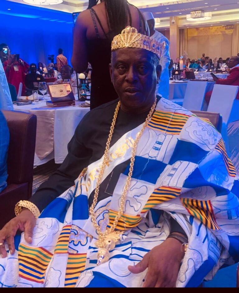 Rwanda : Cheikh Tidiane GADIO honoré à Kigali lors du Forum de la Fondation 225