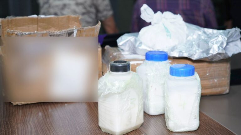 Ciblage et contrôle des colis suspects : saisie d’amphétamine (un hallucinogène stupéfiant) à l’AIBD